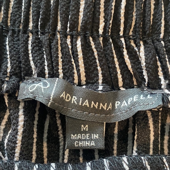 New without tags, ladies wider leg dress pants - Picture 6 of 10